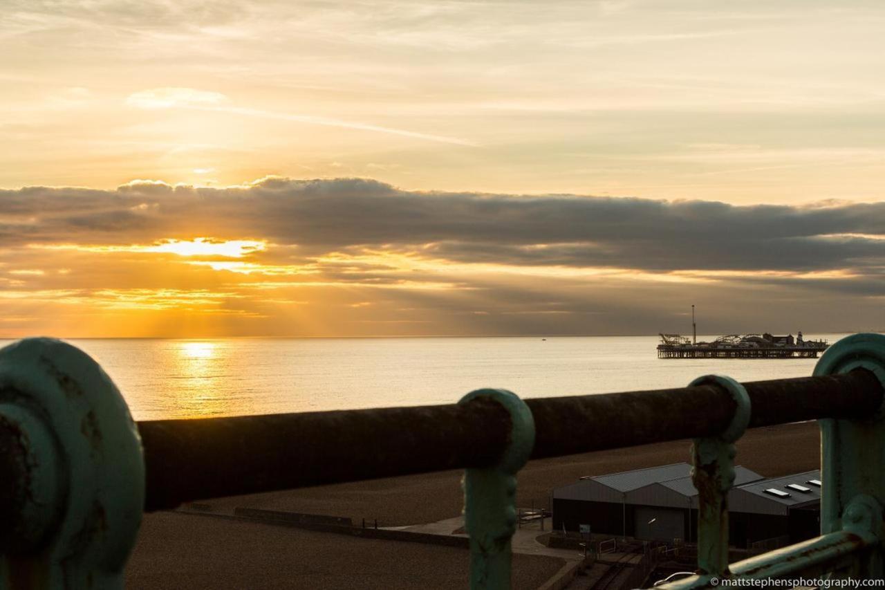 Seafront Apartment With Garden Brighton Exterior photo